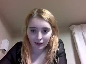 webcam girl haleyssmokes image #1138928