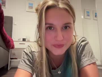 webcam girl sarahsapling image #5430159