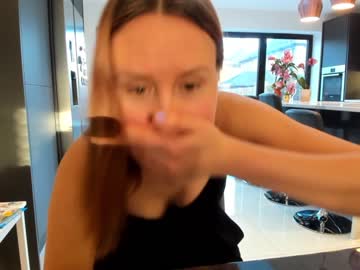 webcam girl eatmypie69 image #3503294