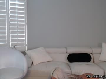 webcam girl blonde_riderxxx image #4270374