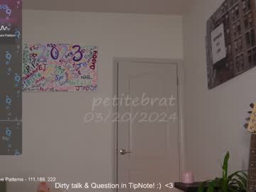webcam girl petitebrat image #6593570