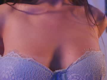 webcam girl lucie_beltran image #6639099