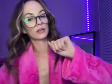 webcam girl lilbbyshy image #3143584