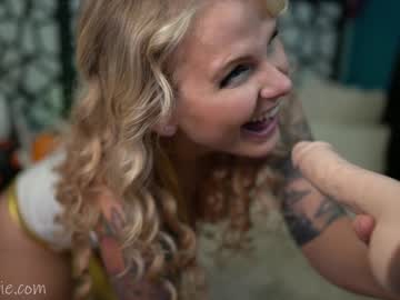 webcam girl _shycutie image #5540337