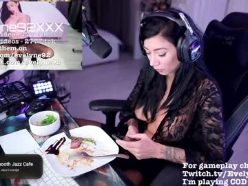 webcam girl evelyne92 image #53797