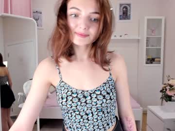 webcam girl whereweland image #3391476