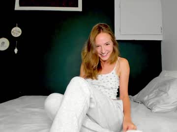 webcam girl innocentprovenguilty image #2816289