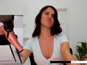 webcam girl wh4thefuck image #2399964