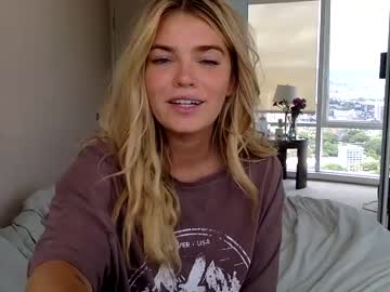 webcam couple littlemaryjane19 image #5093007