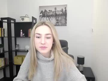 webcam girl little_e_mily image #1236366