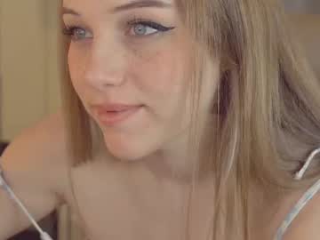 webcam girl mia_milagros image #1432402