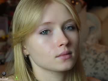 webcam girl bestblondiiecb image #6221471