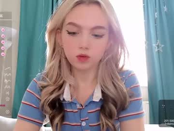 webcam girl small_blondee image #5261811