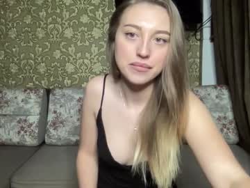 webcam girl lily_hun image #762169