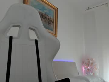webcam girl christine0990__ image #6528821
