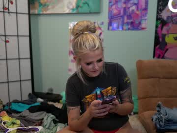webcam girl _shycutie image #5232272