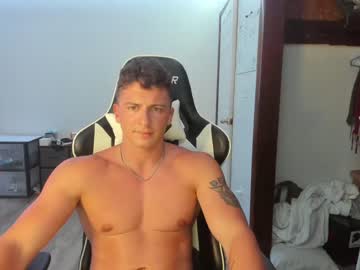 webcam man cowsgomoo101 image #2007302