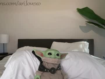 webcam couple ari_lovexo image #4120081