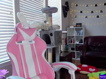 webcam girl violetttflowers image #4984214