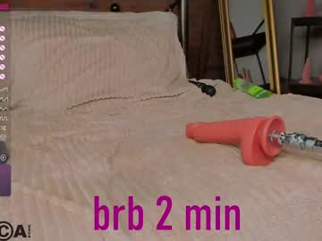 webcam girl yourlovelyjul image #4908799