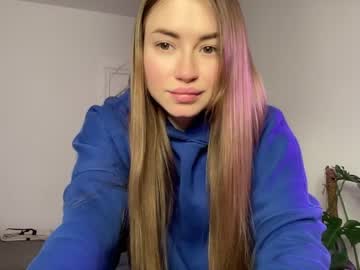 webcam girl strawberryjamx image #3356802