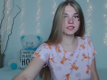 webcam girl little__cherrry image #2501806