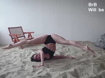 webcam girl _meganmeow_ image #2918341