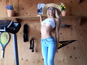 webcam girl littlegreekflower image #4874993