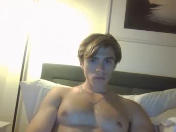 webcam man trono879 image #4808215