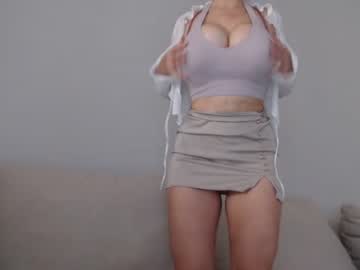webcam girl _natycutei19 image #2373711