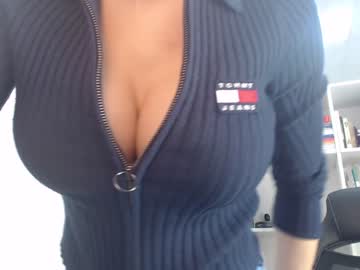 webcam girl drink_my_juices image #1099870