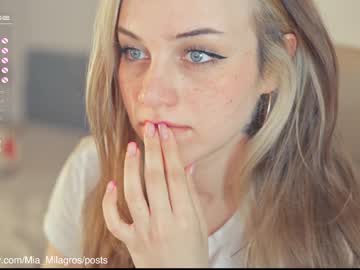 webcam girl mia_milagros image #1935741