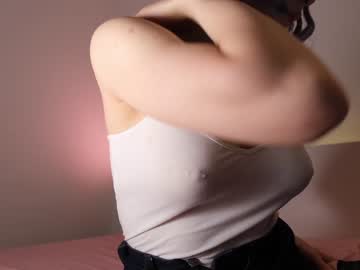 webcam girl reei__ image #5297310