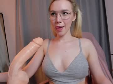 webcam girl nerdy_freyua image #4890927