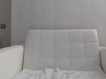 webcam girl callme_kim image #3011021
