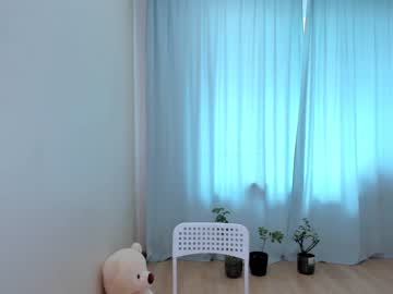 webcam girl yana_squrel_22 image #1951434