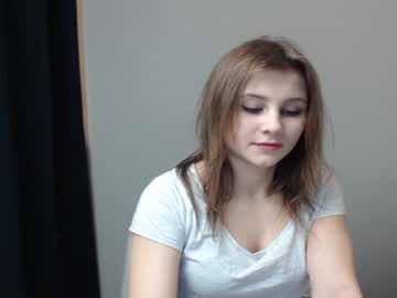 webcam girl relax_nina image #740565