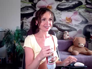 webcam girl jennycutey image #2123810