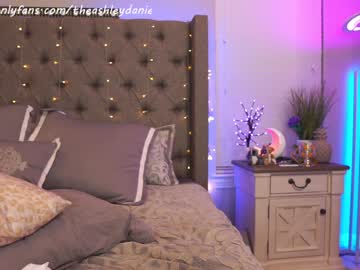 webcam girl theashleydaniels image #407526
