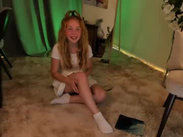 webcam girl naomi_lapaglia_ image #2299981