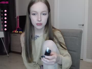 webcam girl cringecringecringe image #1088354