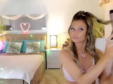 webcam girl amyvalentine image #141627
