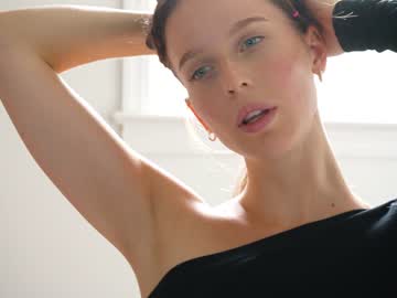 webcam girl ellaa91 image #2063138
