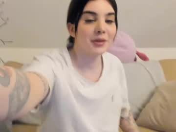 webcam tranny mercyadams image #1082071