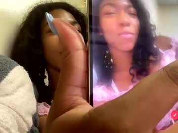 webcam girl petitqueen image #5061920
