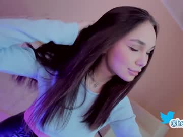 webcam girl hollyextra image #3018858