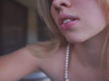 webcam girl bibi_it_is image #3910322