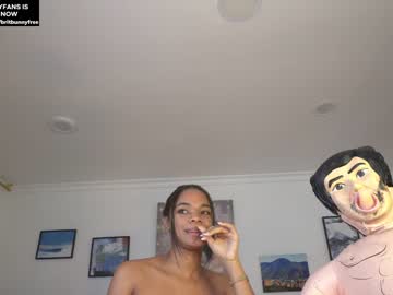 webcam girl camilitasu image #5640935
