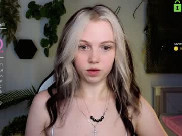 webcam girl small_blondee image #4823812