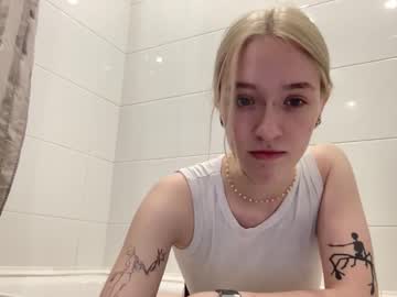 webcam girl crystallluna image #4936820